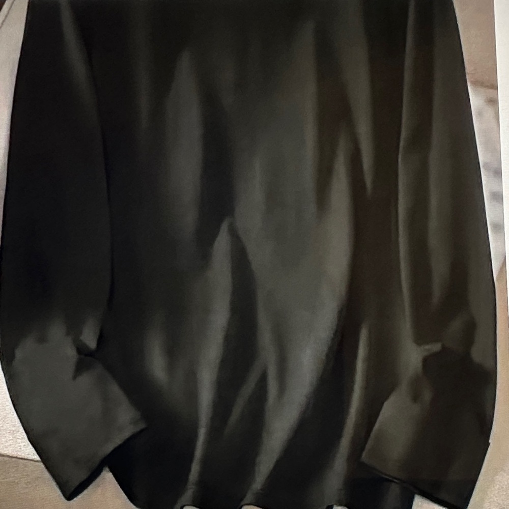 Low Stock! Coach Statement long sleeve T shirt Black and Gold 🆕 - Picture 4 of 4